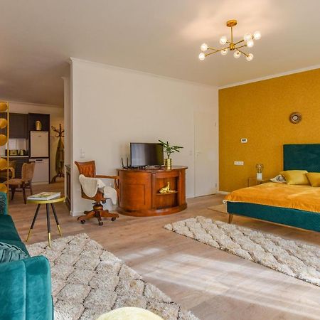 Königin Apartman Pécs Exterior foto