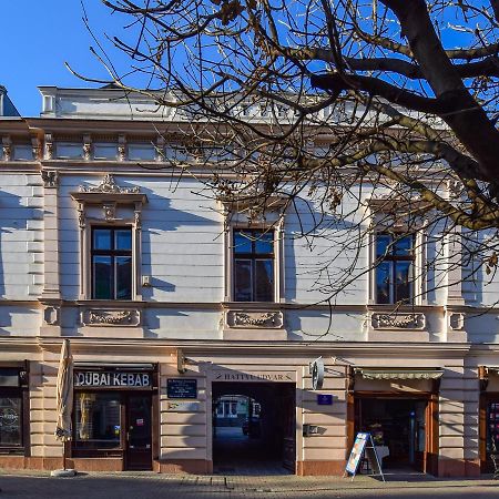 Königin Apartman Pécs Exterior foto